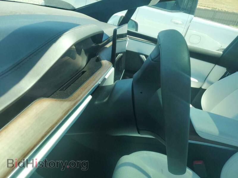 2023 Tesla MODEL X (VIN 7SAXCBE50PF366609) — photo 9 of 12