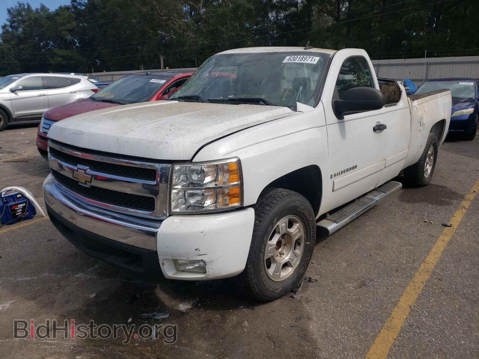 2007 CHEVROLET SILVERADO - VIN: 2GCEC19C171721149 - Фото 2