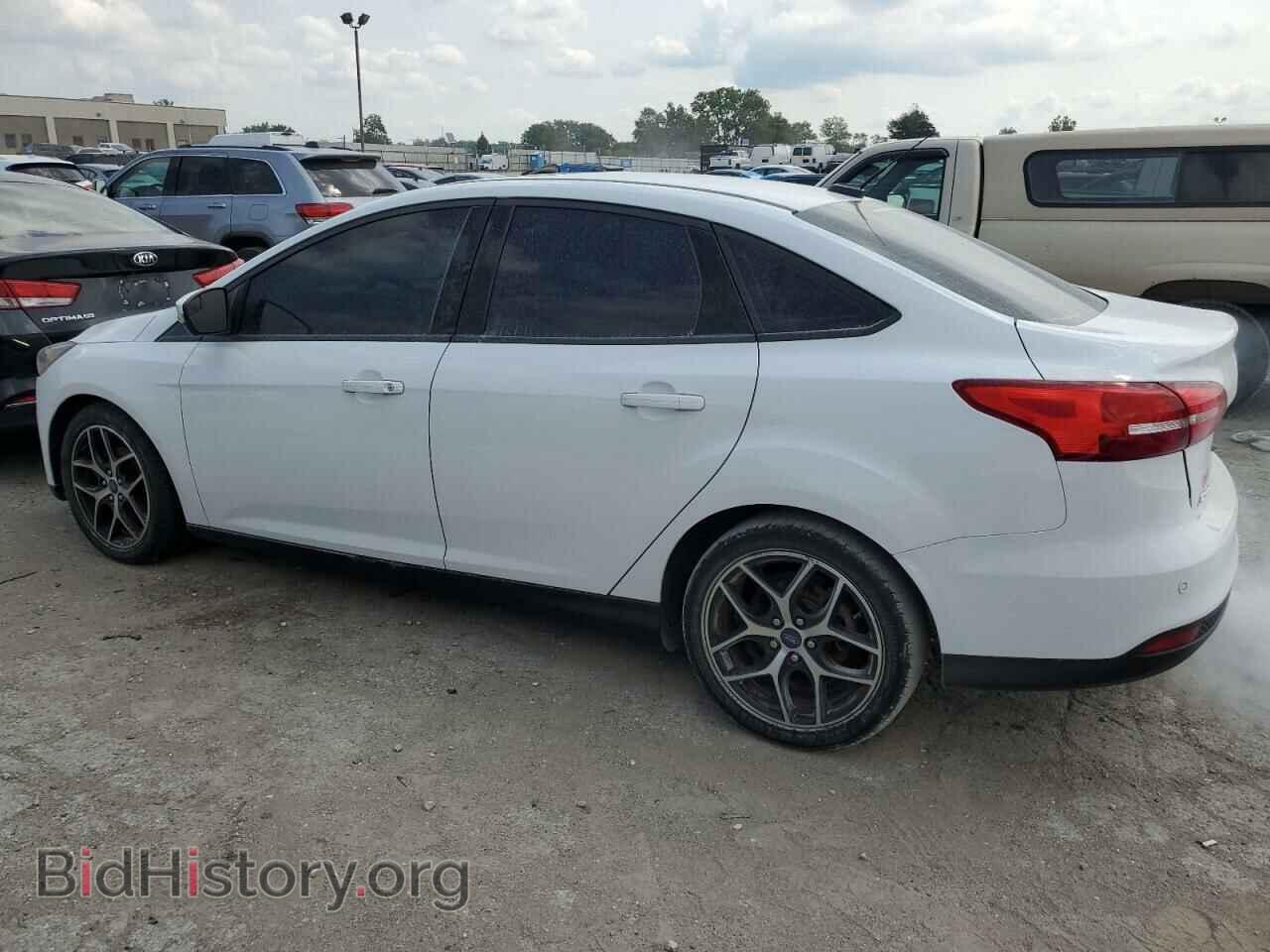2017 FORD FOCUS - VIN: 1FADP3H23HL243838 - Photo 2