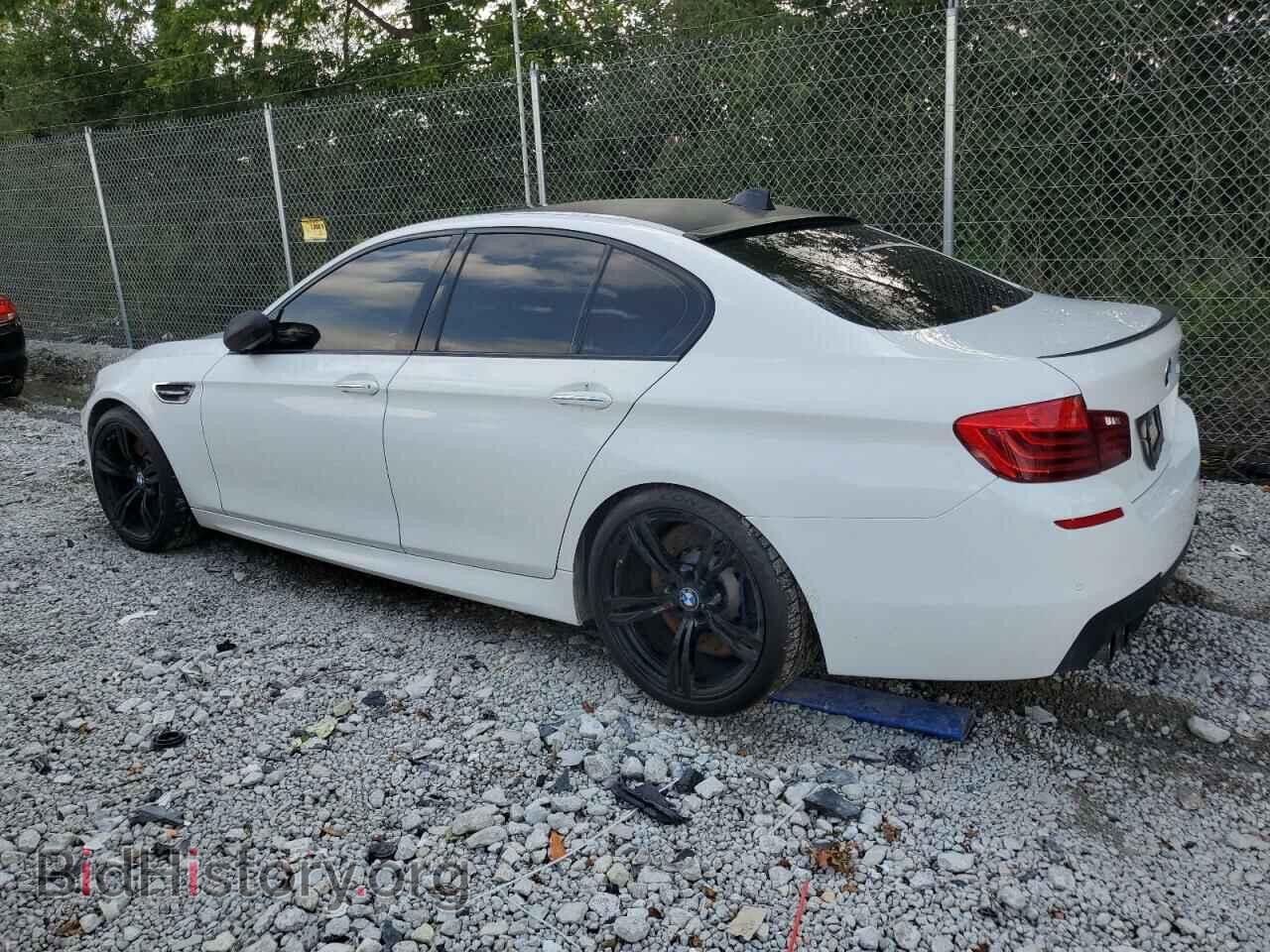 2015 BMW M5 - VIN: WBSFV9C5XFD595229 - Фото 2