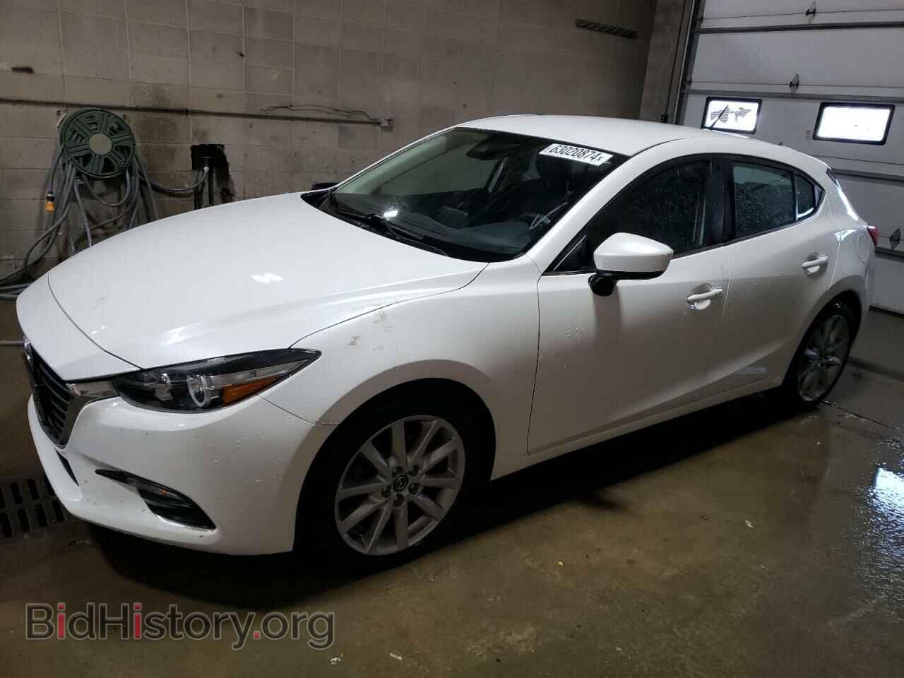 Фотография 3MZBN1L77HM107044 - MAZDA 3 2017