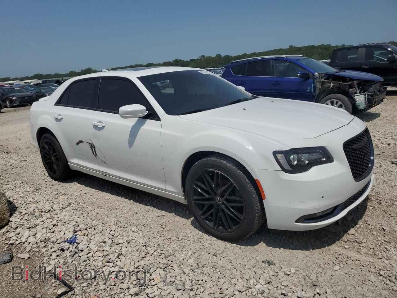 2017 CHRYSLER 300 - VIN: 2C3CCAGG6HH612955 - Фото 4