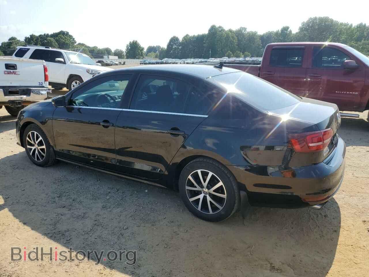 2017 VOLKSWAGEN JETTA - VIN: 3VWDB7AJ0HM266118 - Фото 2
