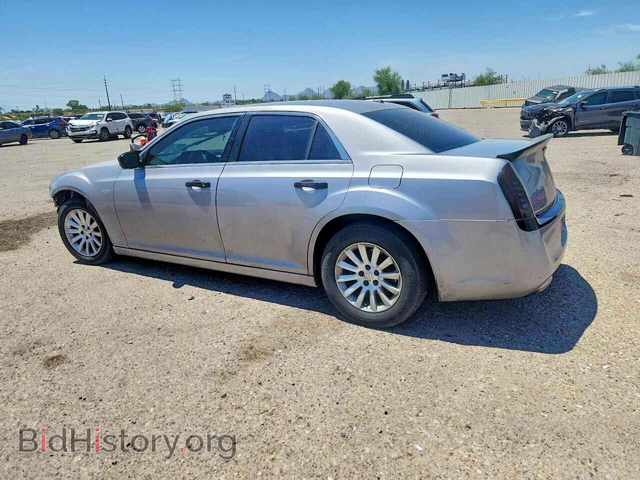 2014 CHRYSLER 300 - VIN: 2C3CCAAG3EH289002 - Photo 2