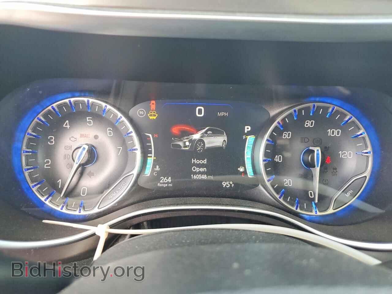 2017 CHRYSLER PACIFICA - VIN: 2C4RC1GG4HR751689 - Photo 9