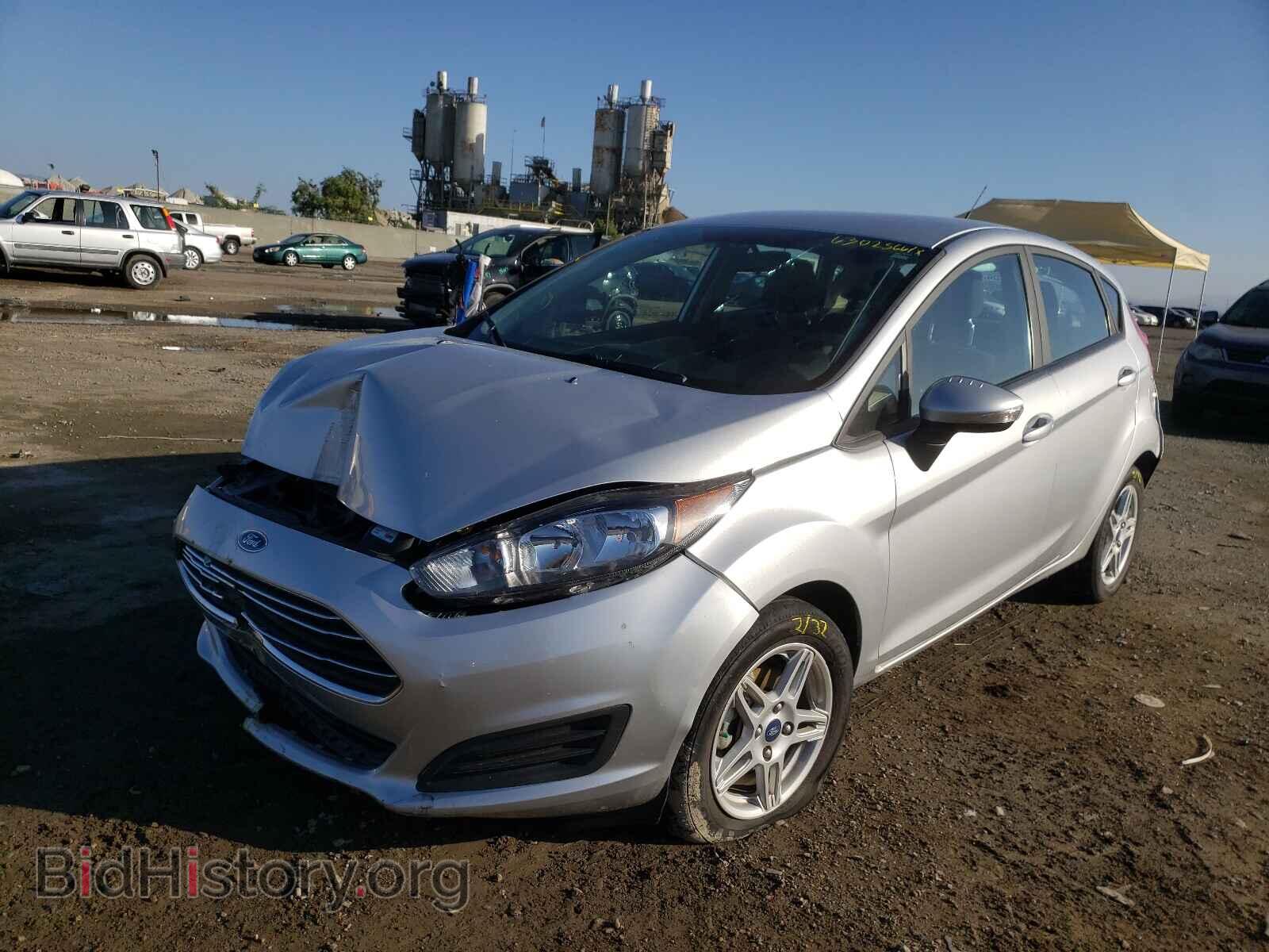 2017 FORD FIESTA - VIN: 3FADP4EJ8HM156176 - Фото 2