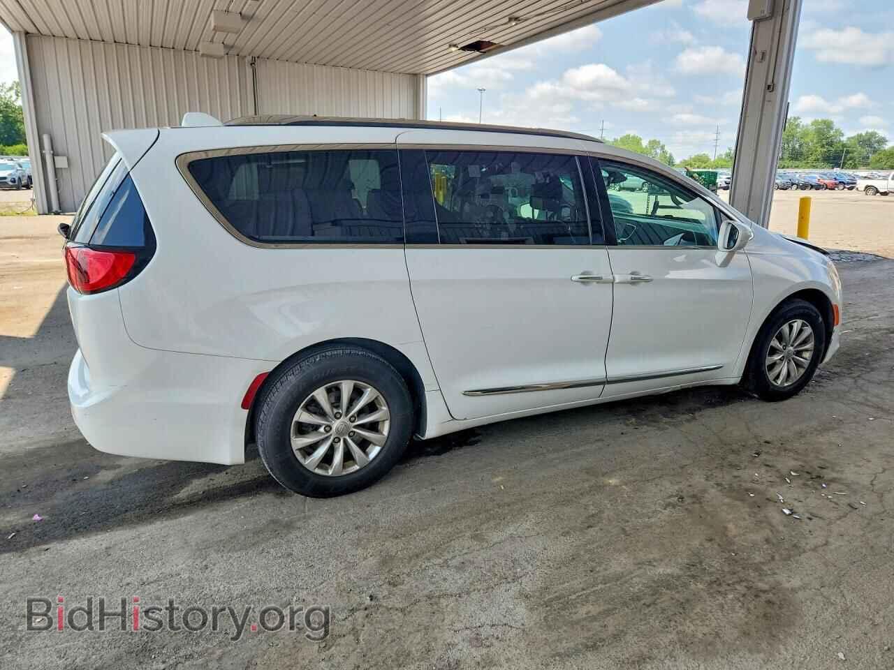2019 CHRYSLER PACIFICA - VIN: 2C4RC1BG2KR685528 - Фото 3