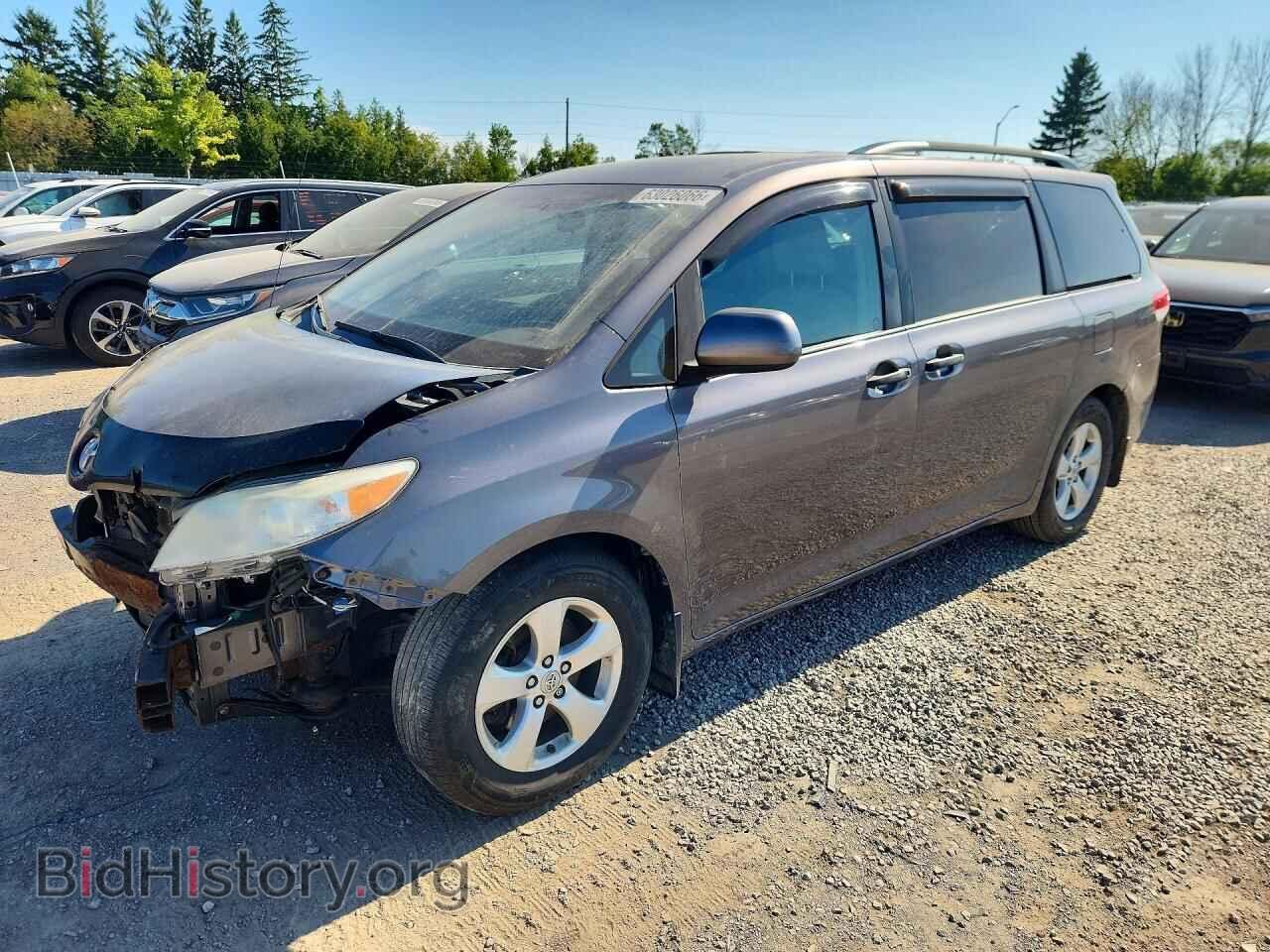 Фотография 5TDZK3DC8CS199212 - TOYOTA SIENNA 2012