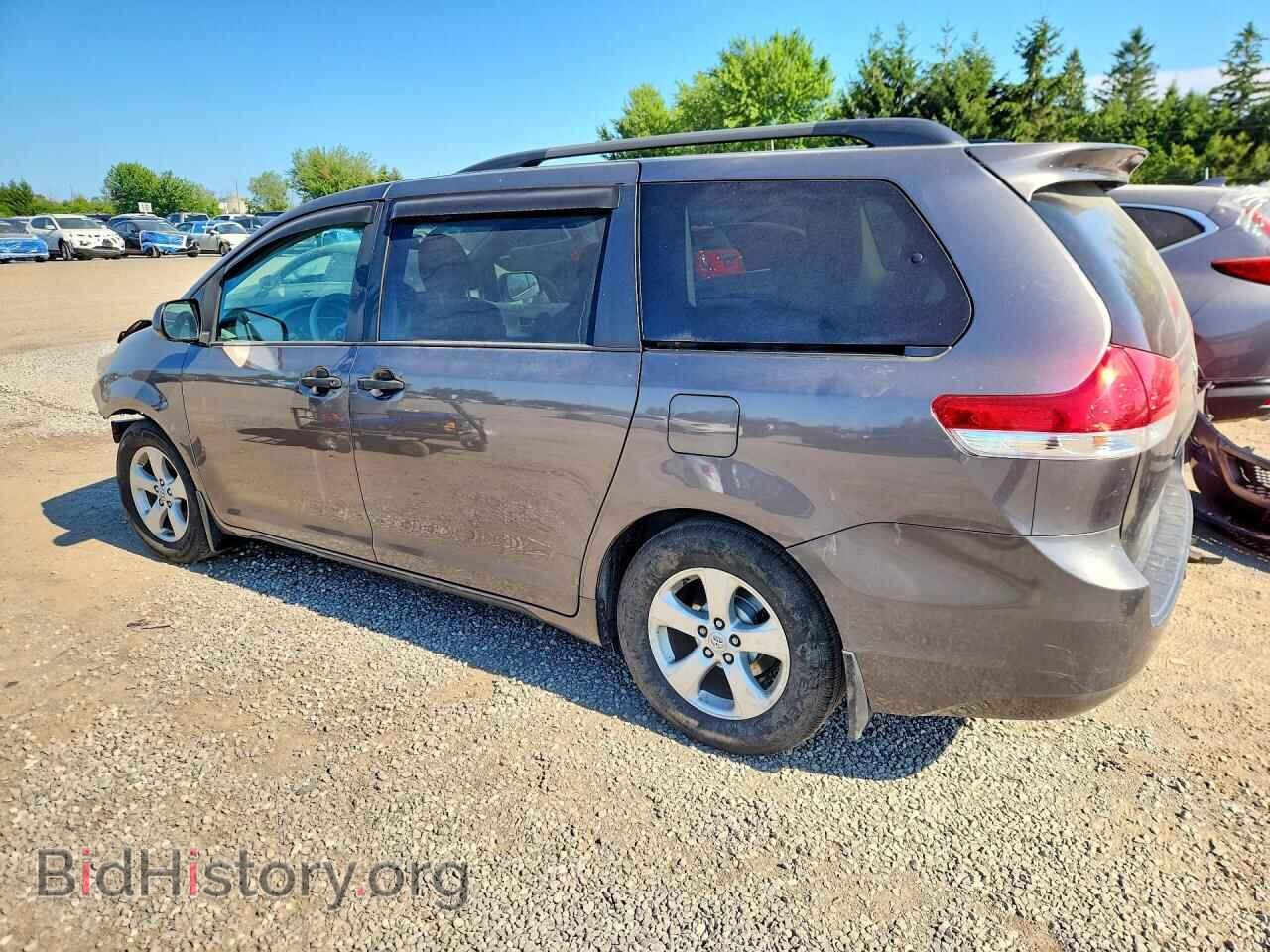 2012 TOYOTA SIENNA - VIN: 5TDZK3DC8CS199212 - Photo 2