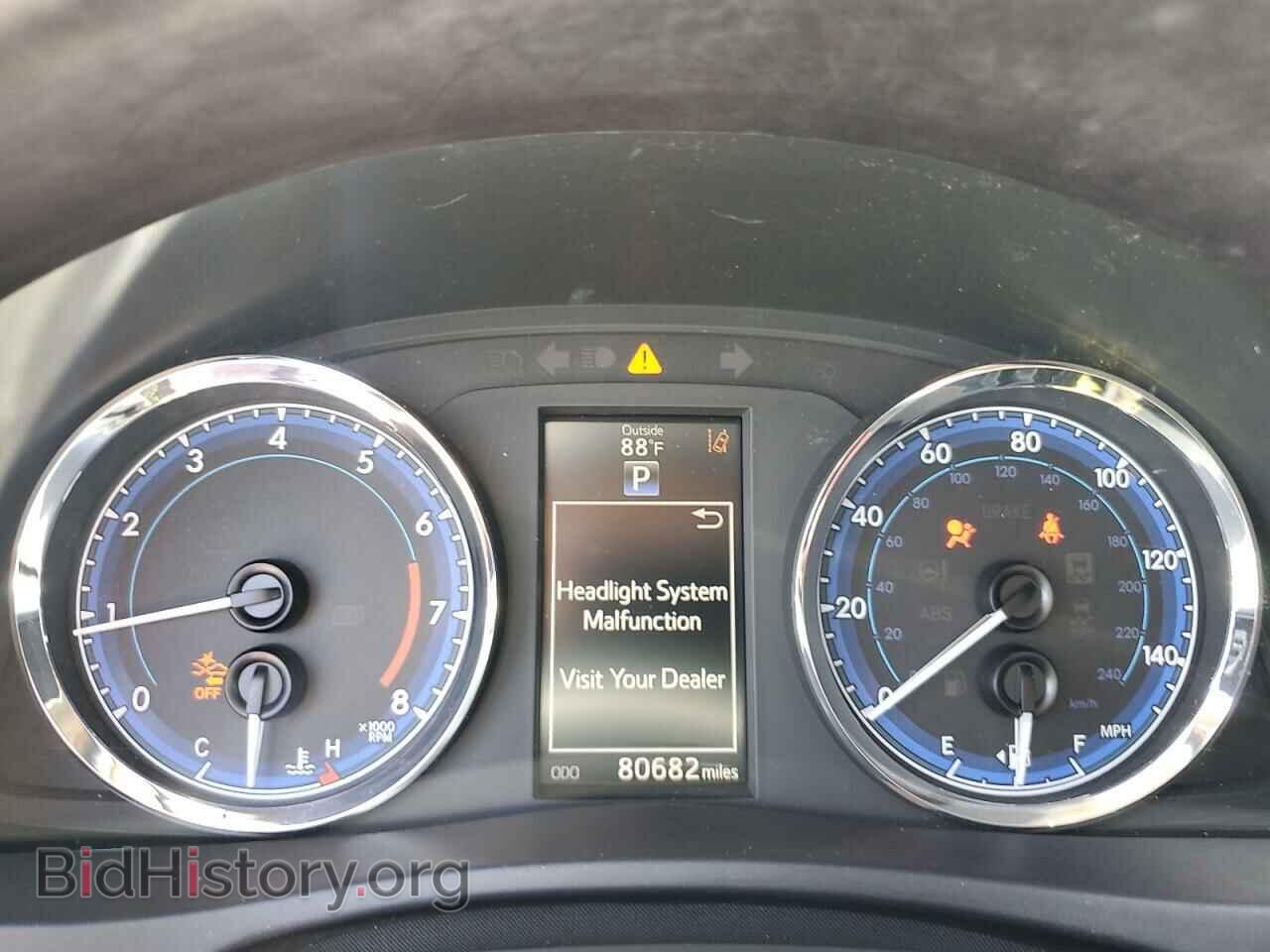 2018 TOYOTA COROLLA - VIN: 5YFBURHE6JP793720 - Фото 9