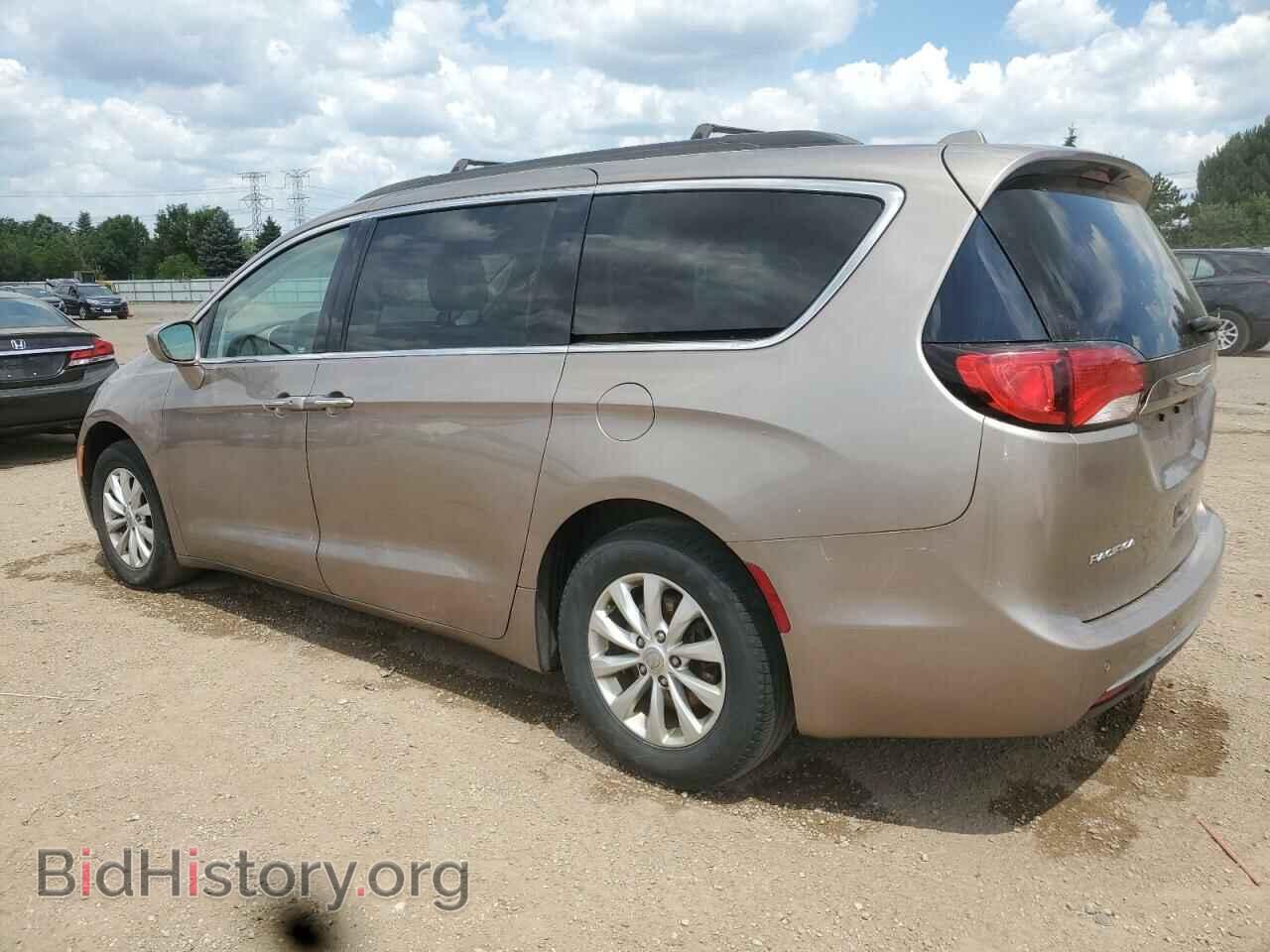 2018 CHRYSLER PACIFICA - VIN: 2C4RC1FG0JR109221 - Photo 2