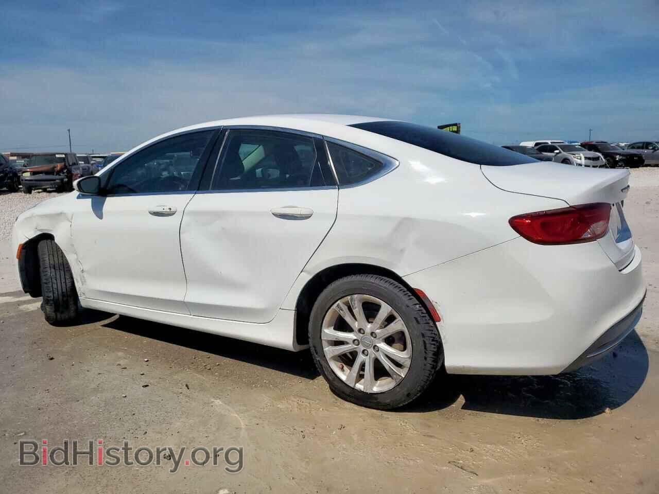 2016 CHRYSLER 200 - VIN: 1C3CCCAB9GN109564 - Фото 2
