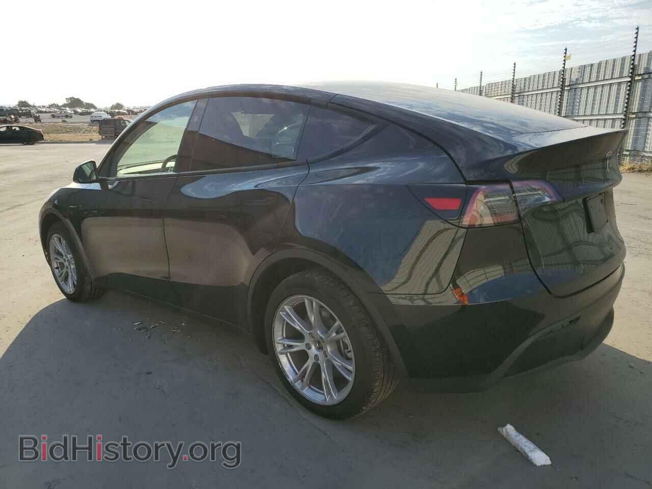 2024 TESLA MODEL Y - VIN: 7SAYGDEE7RF007992 - Фото 2