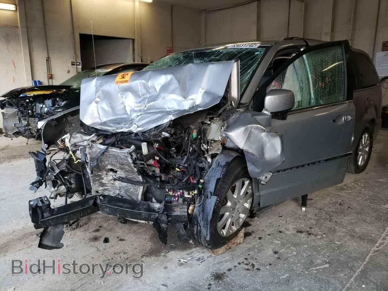 2013 CHRYSLER MINIVAN - VIN: 2C4RC1BG9DR667904 - Фото 2