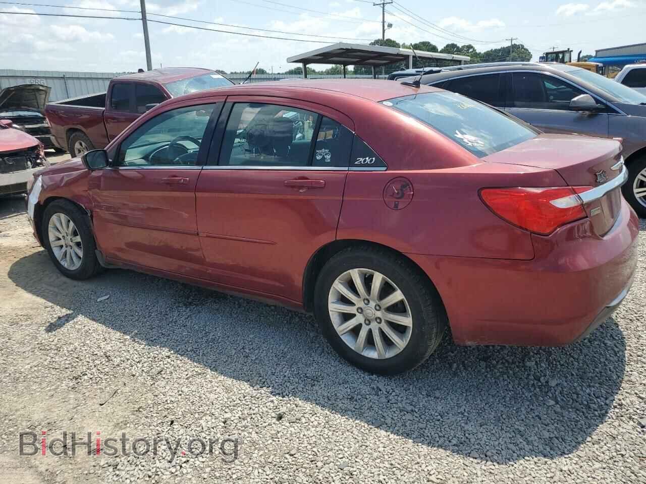 2011 CHRYSLER 200 - VIN: 1C3BC1FG6BN586286 - Фото 2