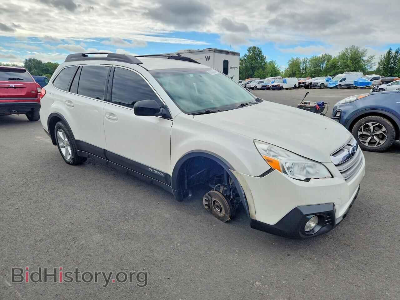 2014 SUBARU OUTBACK - VIN: 4S4BRBAC8E3262370 - Photo 4