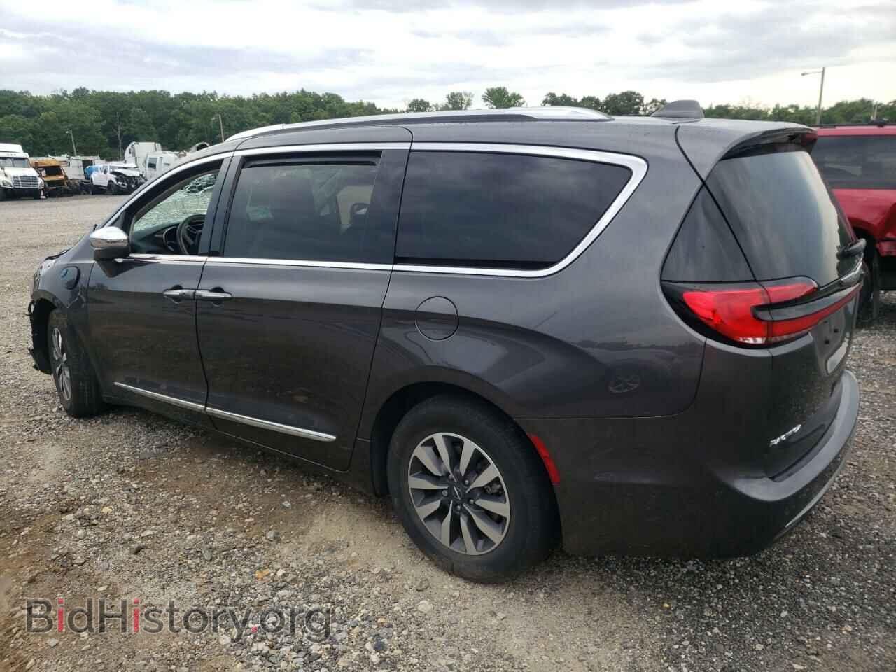 2021 CHRYSLER PACIFICA - VIN: 2C4RC1S70MR535856 - Фото 2
