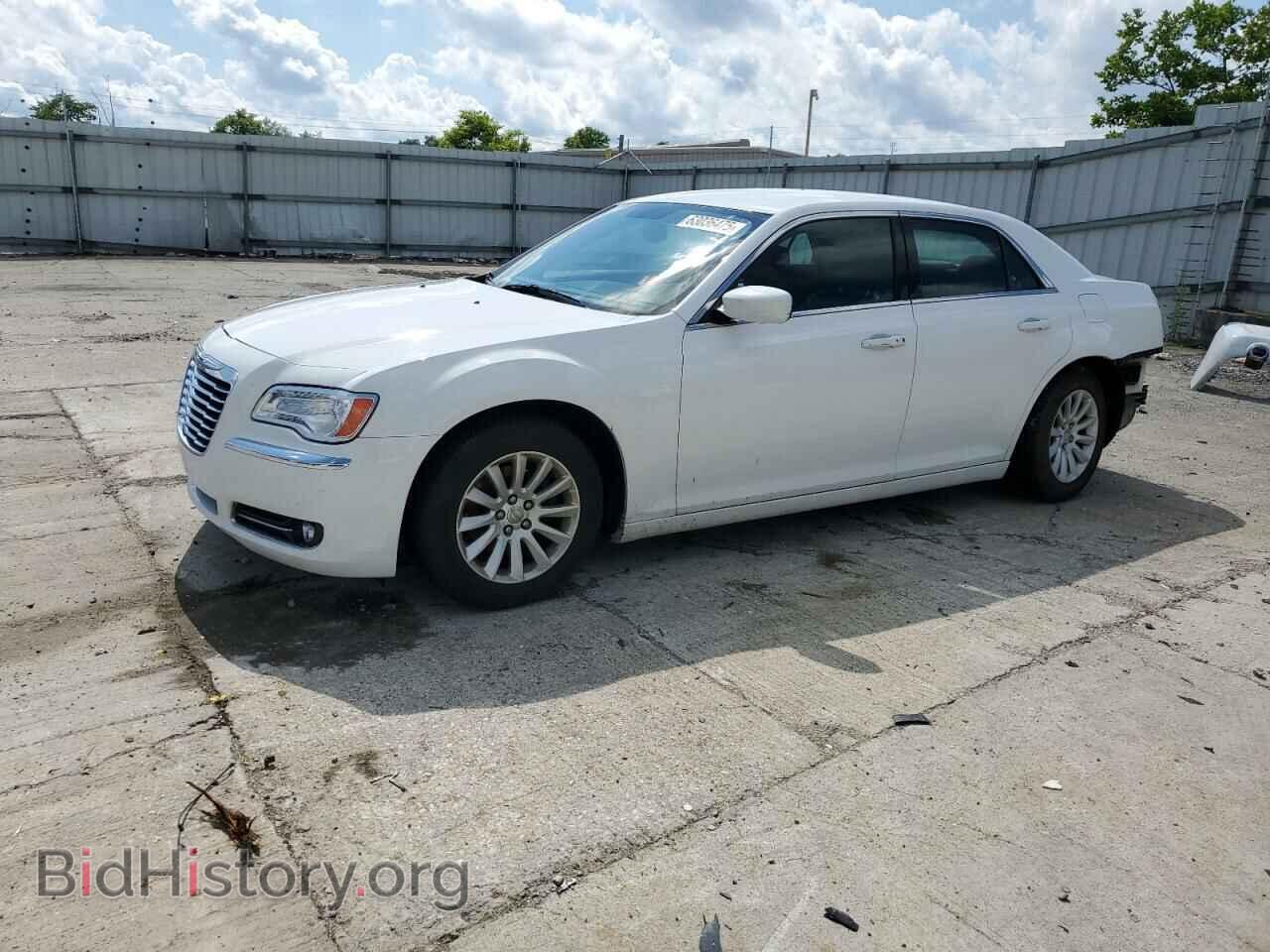 Фотография 2C3CCAAG0DH527791 - CHRYSLER 300 2013