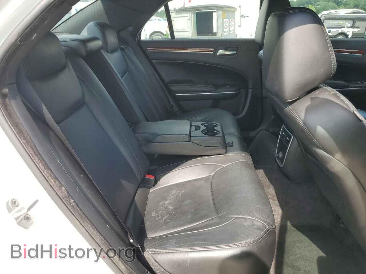 2013 CHRYSLER 300 - VIN: 2C3CCAAG0DH527791 - Фото 10