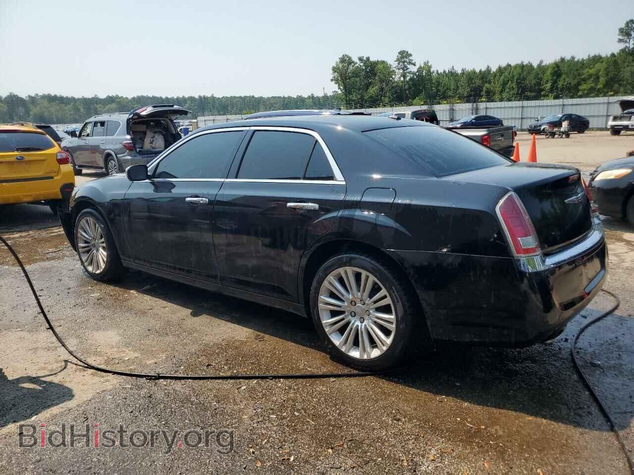 2011 CHRYSLER 300 - VIN: 2C3CA5CG9BH595188 - Фото 2