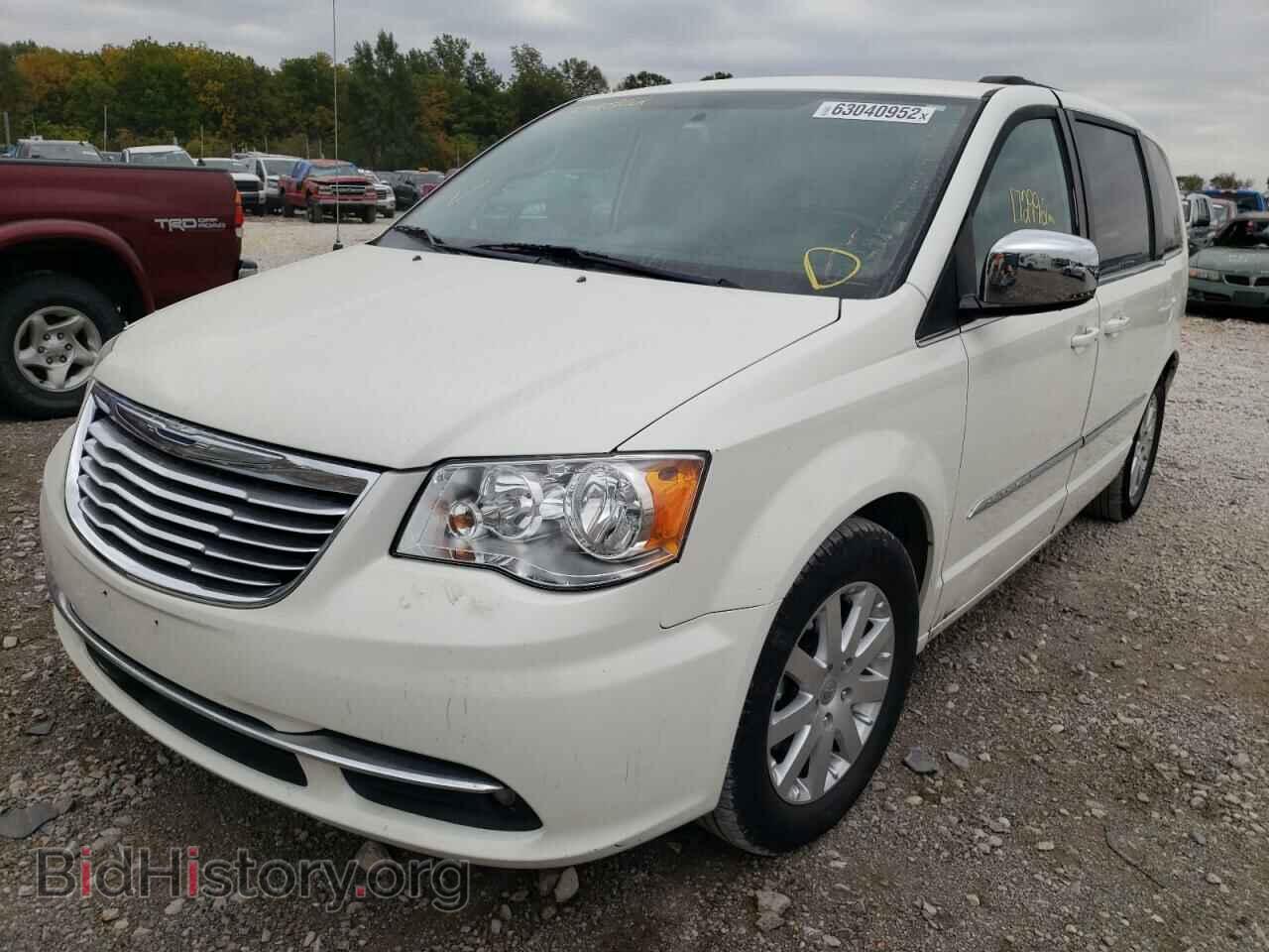 2011 CHRYSLER MINIVAN - VIN: 2A4RR8DG9BR645686 - Photo 2