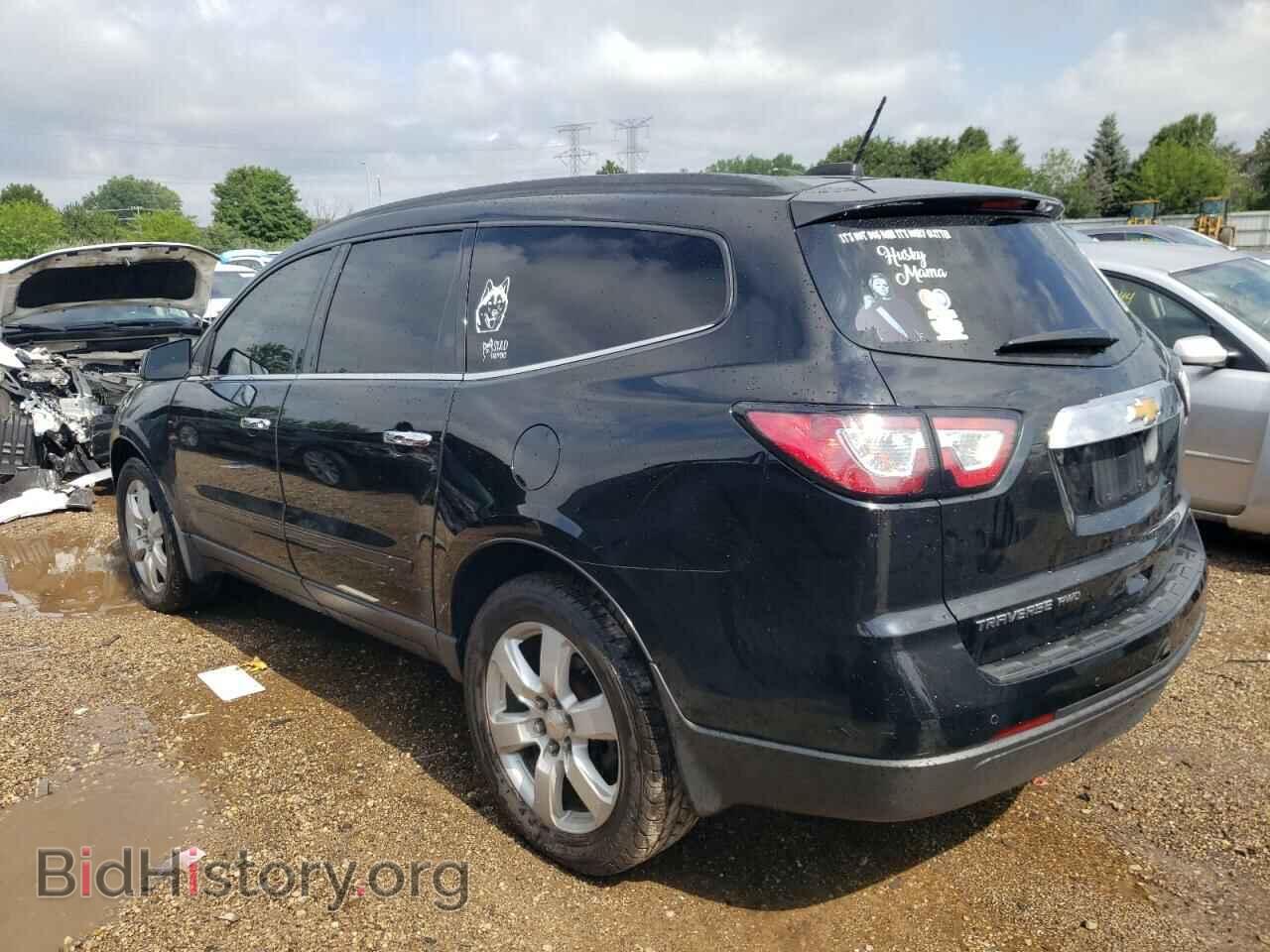 2017 CHEVROLET TRAVERSE - VIN: 1GNKVGKD8HJ217554 - Фото 2