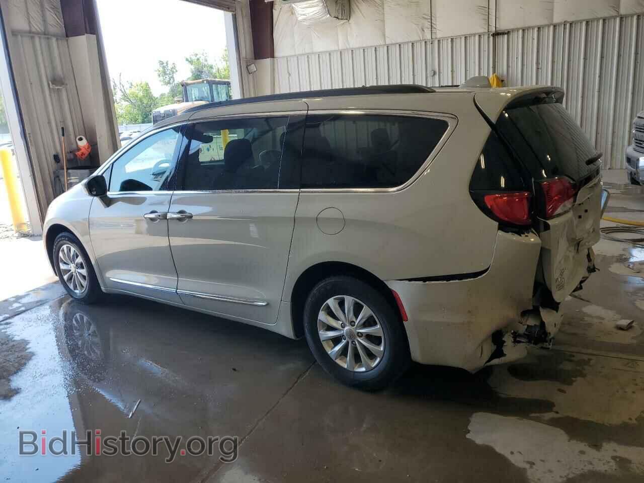 2017 CHRYSLER PACIFICA - VIN: 2C4RC1BG3HR770581 - Фото 2