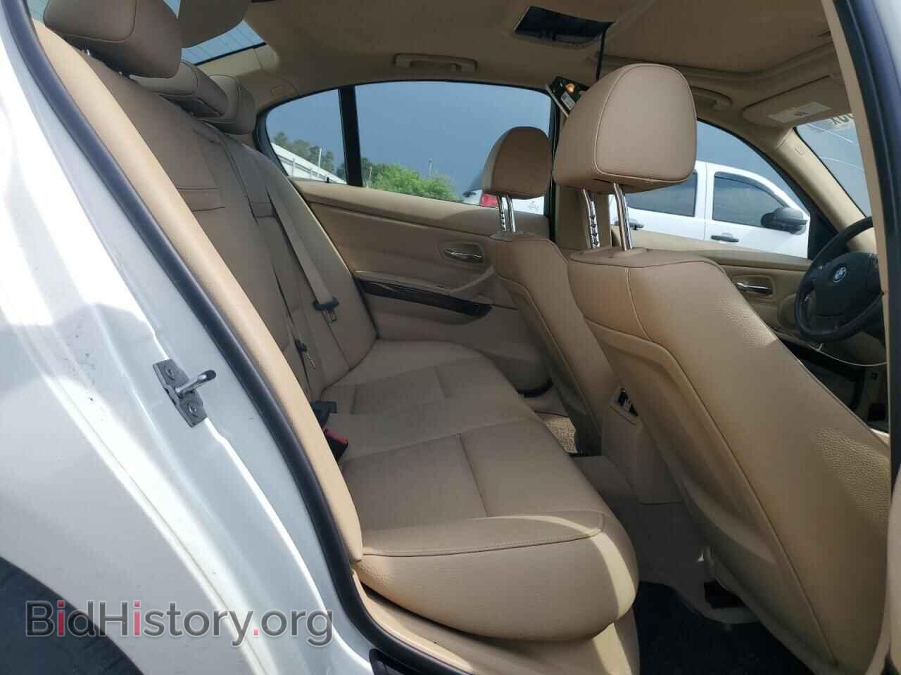 2011 BMW 3 SERIES - VIN: WBAPH7C53BE682298 - Фото 10