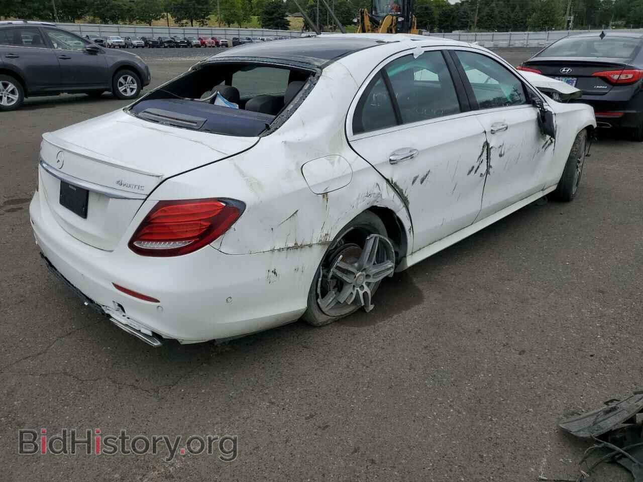 2017 MERCEDES-BENZ E-CLASS - VIN: WDDZF4KB4HA216988 - Фото 3