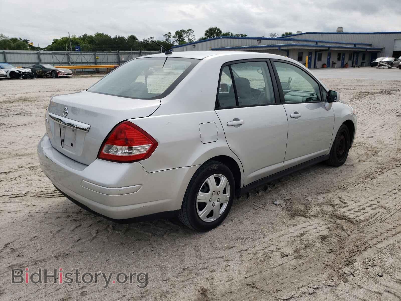 2009 NISSAN VERSA - VIN: 3N1BC11E09L393534 - Фото 4