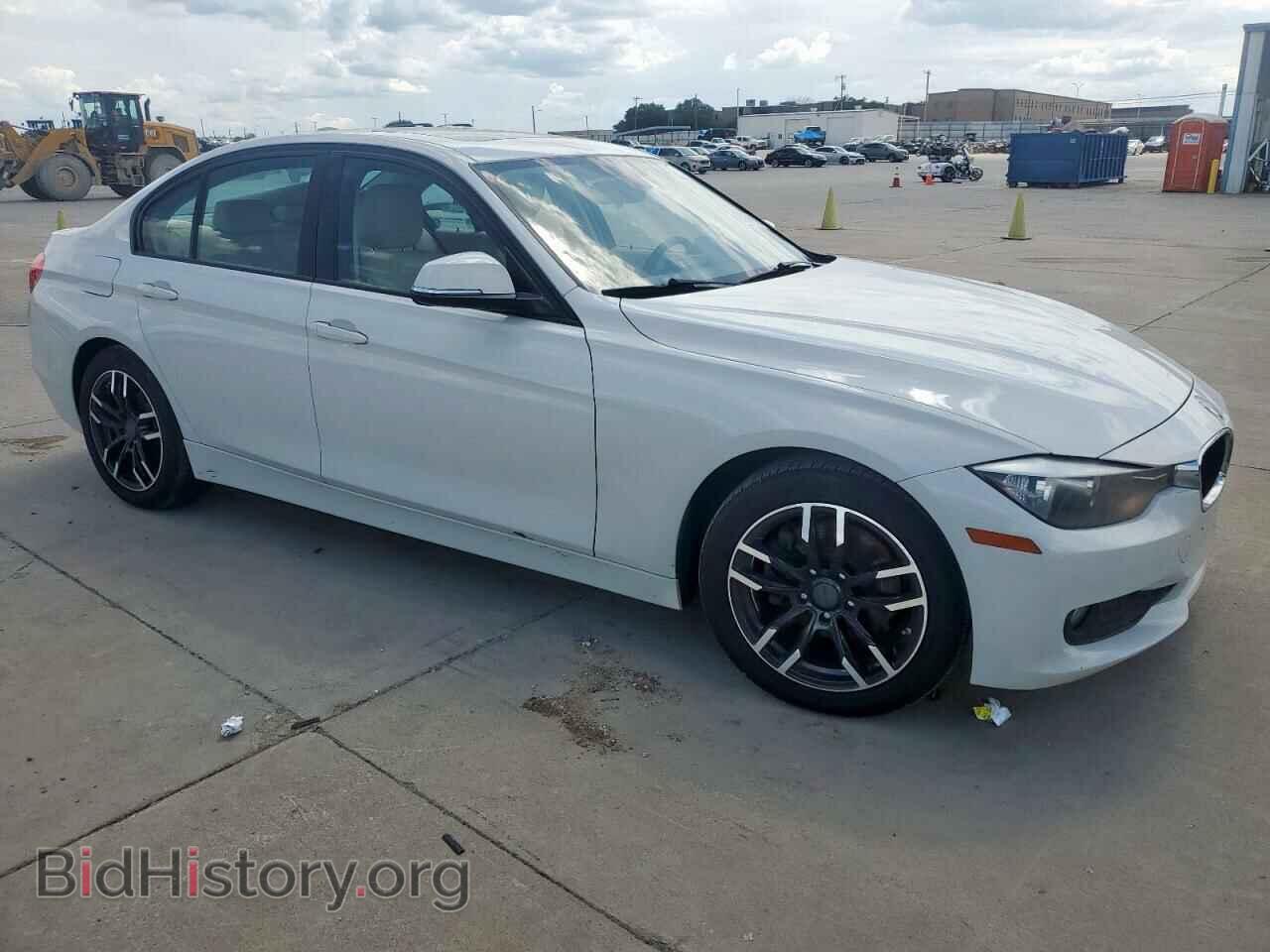 2014 BMW 3 SERIES - VIN: WBA3D3C57EF099105 - Фото 4