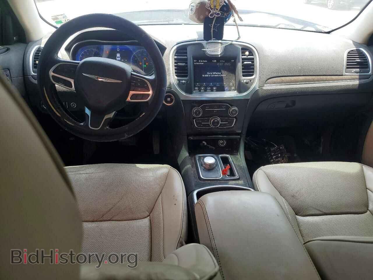 2019 CHRYSLER 300 - VIN: 2C3CCAEG0KH698192 - Photo 8