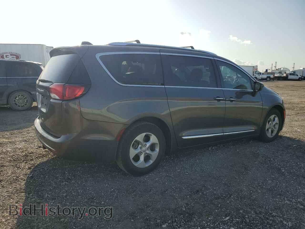 2017 CHRYSLER PACIFICA - VIN: 2C4RC1EG5HR653452 - Фото 3