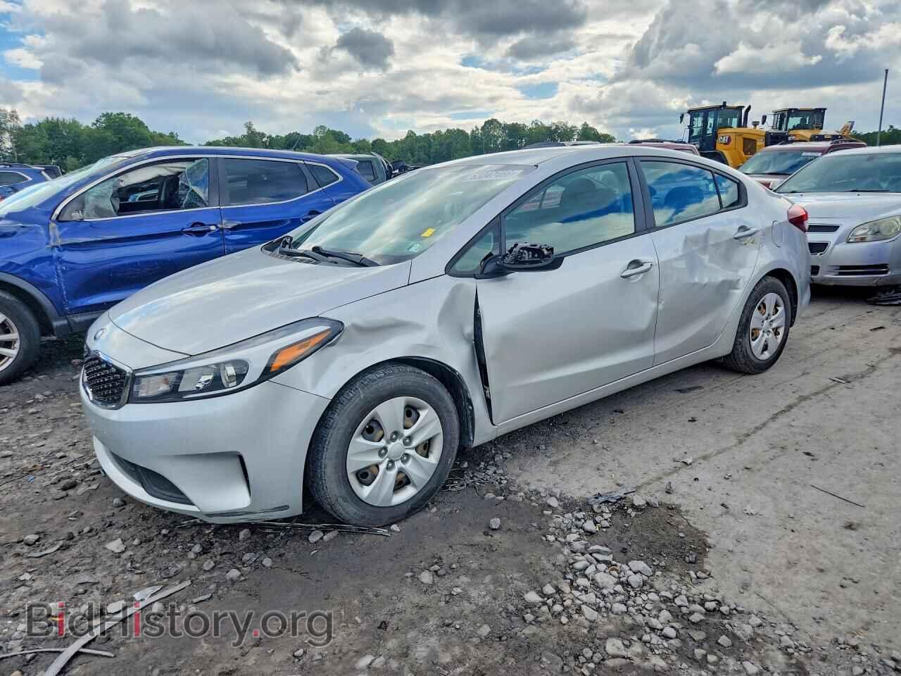 Фотография 3KPFK4A77HE025889 - KIA FORTE 2017
