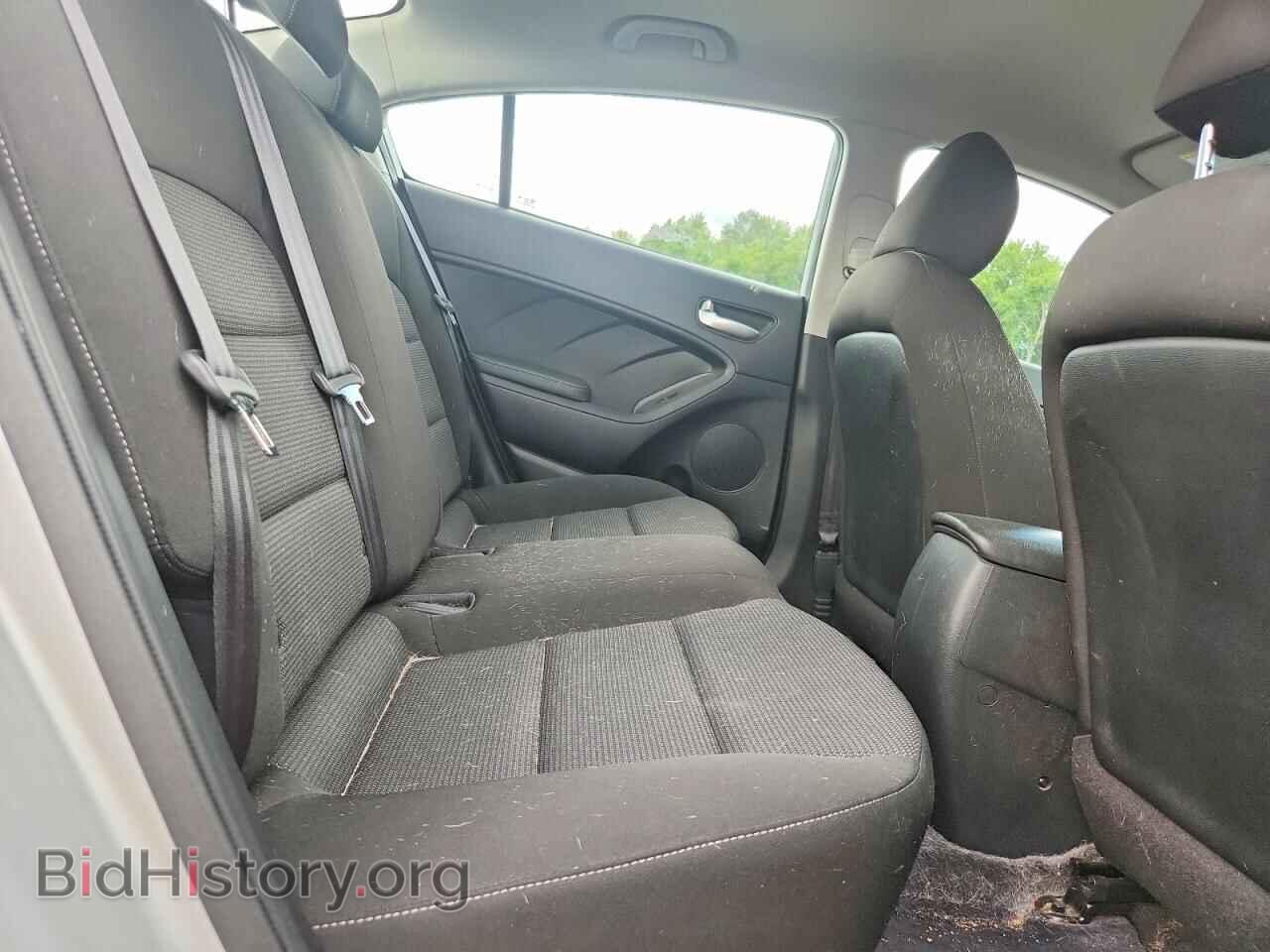 2017 KIA FORTE - VIN: 3KPFK4A77HE025889 - Фото 10