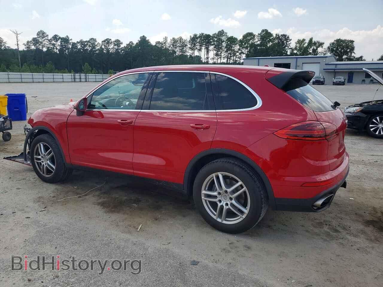 2016 PORSCHE CAYENNE - VIN: WP1AA2A22GKA37609 - Photo 2