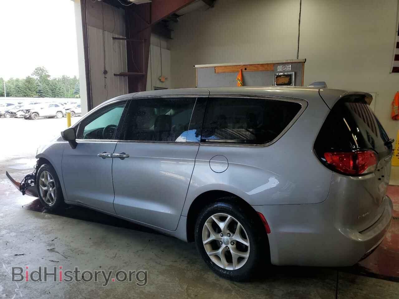 2017 CHRYSLER PACIFICA - VIN: 2C4RC1BG5HR782070 - Фото 2