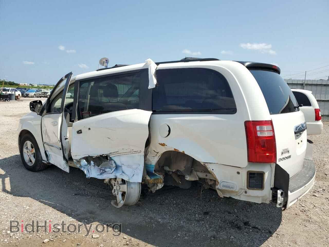 2010 DODGE CARAVAN - VIN: 2D4RN5D16AR388919 - Photo 2