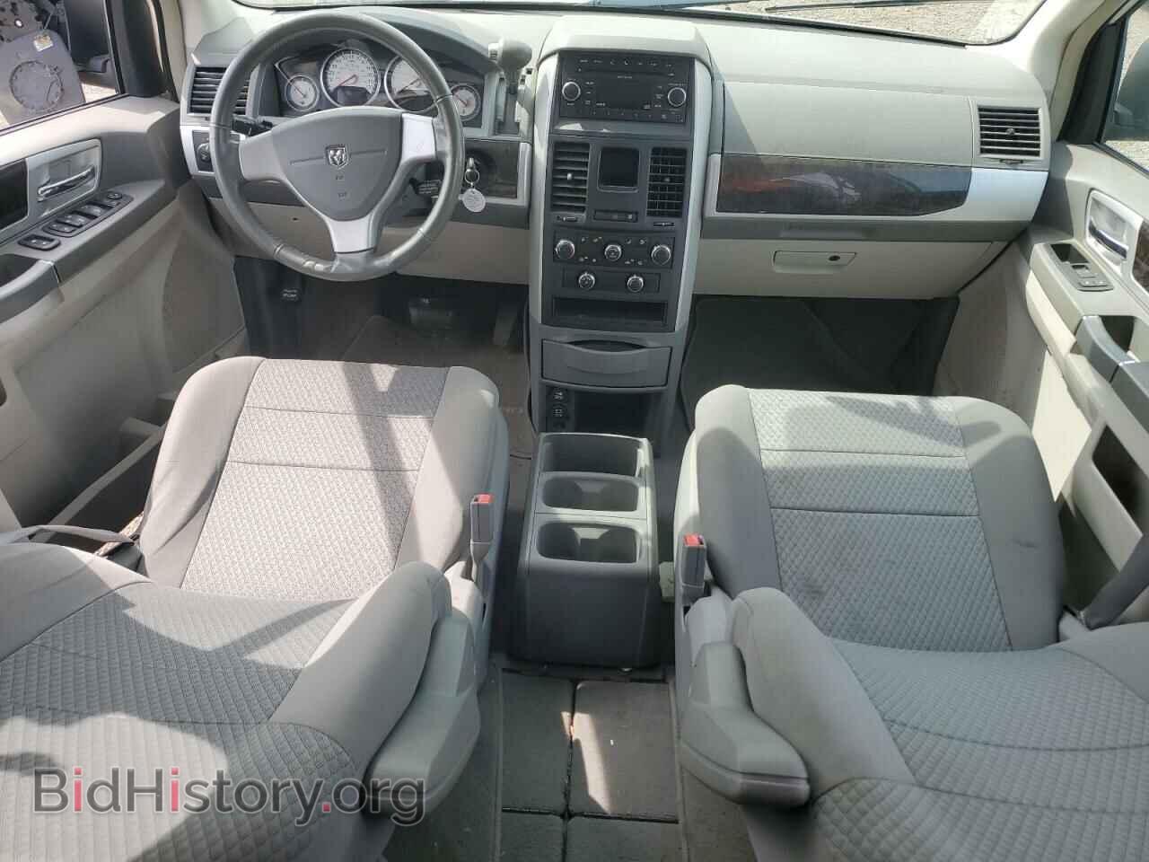 2010 DODGE CARAVAN - VIN: 2D4RN5D16AR388919 - Photo 8