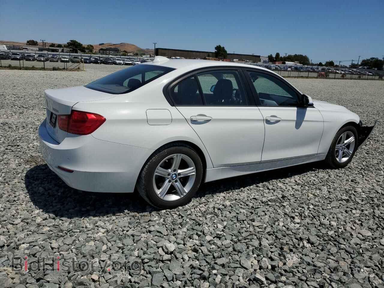 2014 BMW 3 SERIES - VIN: WBA3B1C55EK133687 - Фото 3