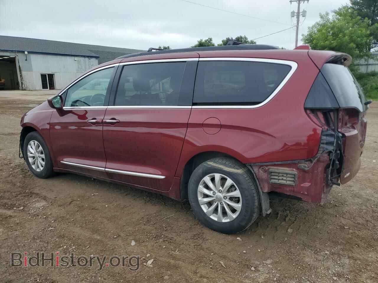 2017 CHRYSLER PACIFICA - VIN: 2C4RC1BG8HR730447 - Photo 2