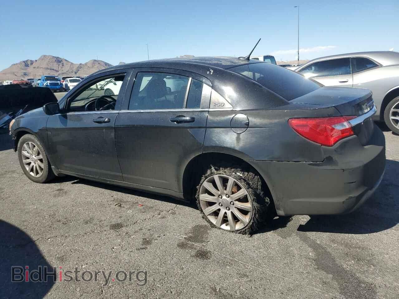 2012 CHRYSLER 200 - VIN: 1C3CCBBGXCN307312 - Фото 2