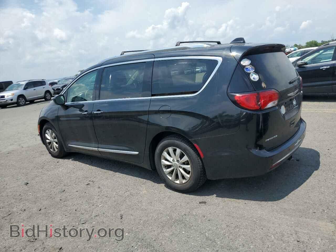 2018 CHRYSLER PACIFICA - VIN: 2C4RC1BG0JR141589 - Фото 2