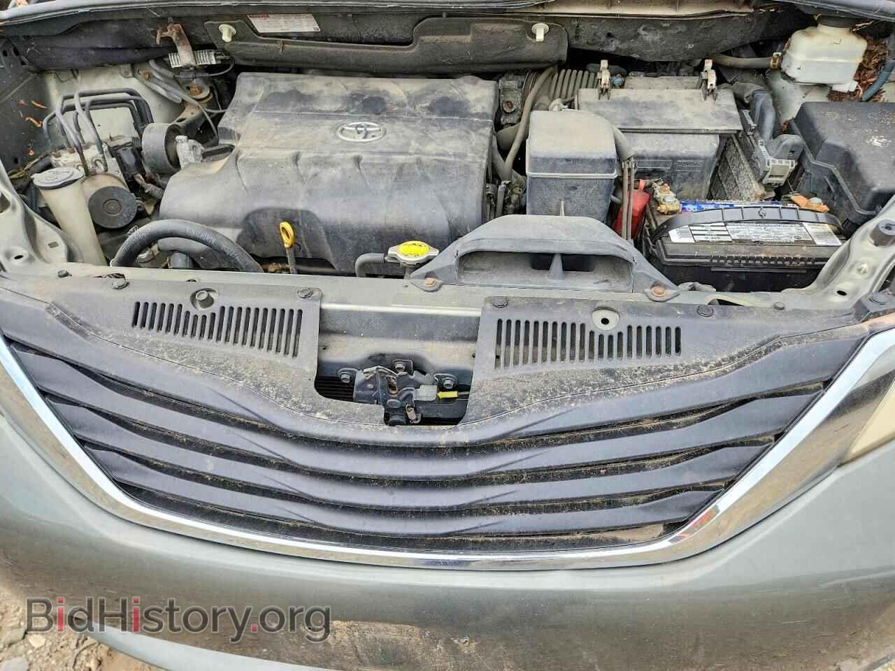 2011 TOYOTA SIENNA - VIN: 5TDKK3DC7BS023851 - Фото 12