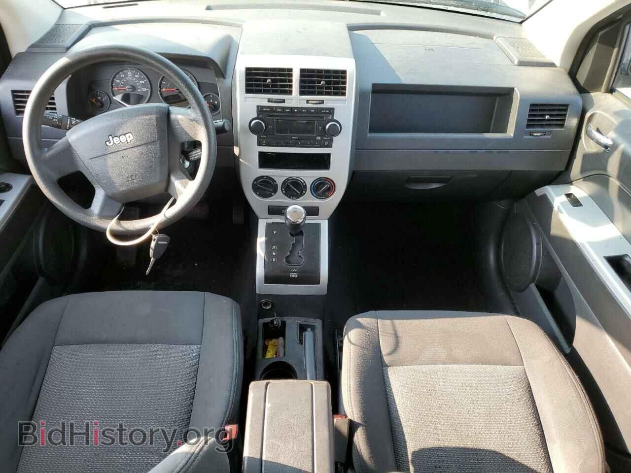 2008 JEEP COMPASS - VIN: 1J8FT47W28D621594 - Фото 8