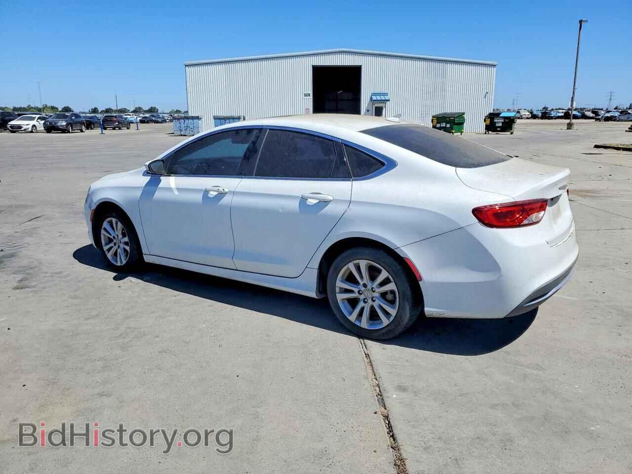 2015 CHRYSLER 200 - VIN: 1C3CCCAB5FN672531 - Фото 2