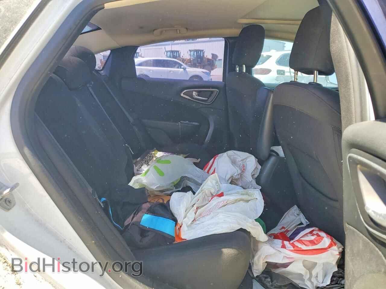 2015 CHRYSLER 200 - VIN: 1C3CCCAB5FN672531 - Фото 10