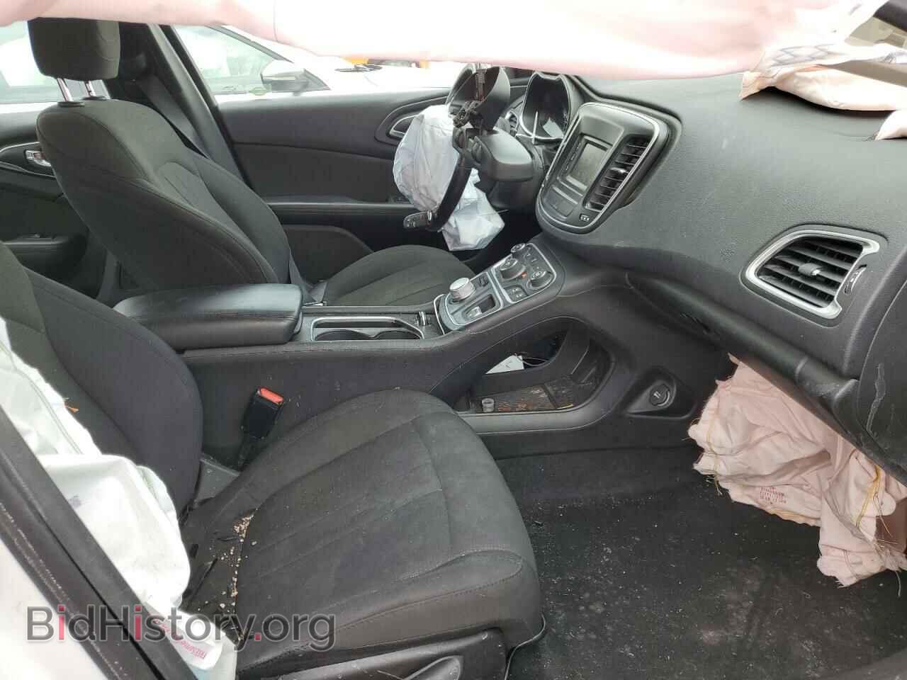 2016 CHRYSLER 200 - VIN: 1C3CCCAB6GN106234 - Фото 5