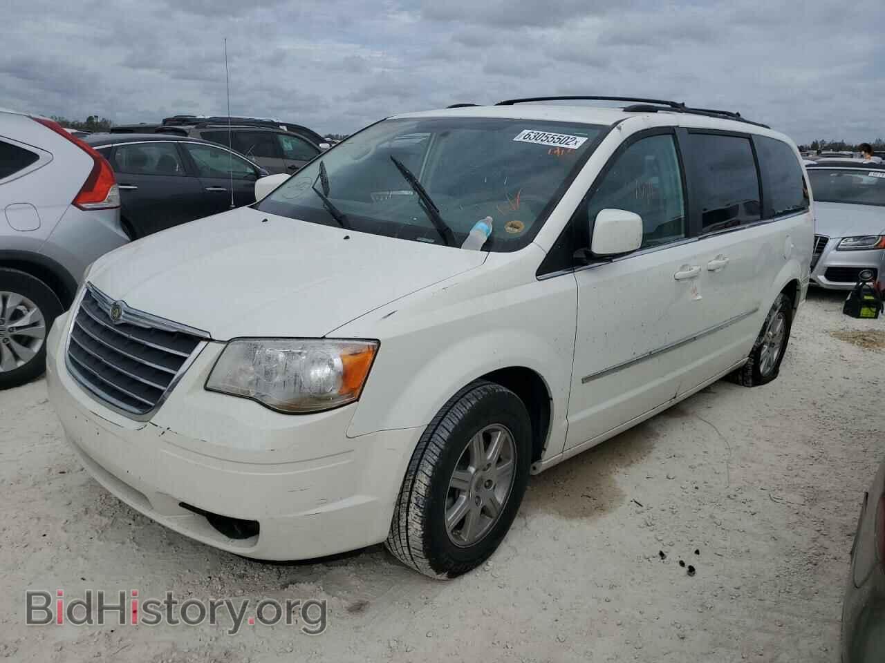 2010 CHRYSLER MINIVAN - VIN: 2A4RR5D14AR421038 - Photo 2