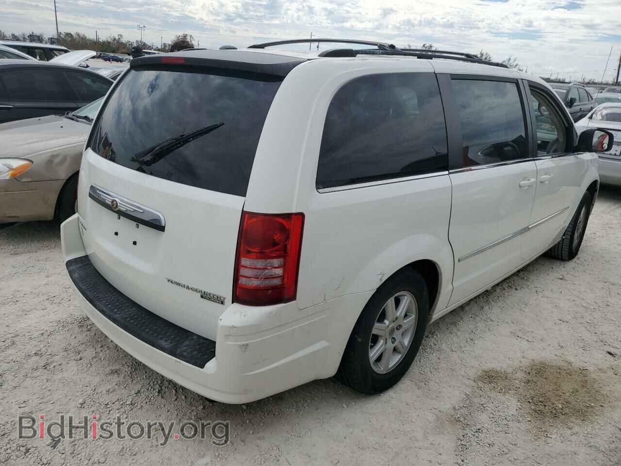 2010 CHRYSLER MINIVAN - VIN: 2A4RR5D14AR421038 - Photo 4